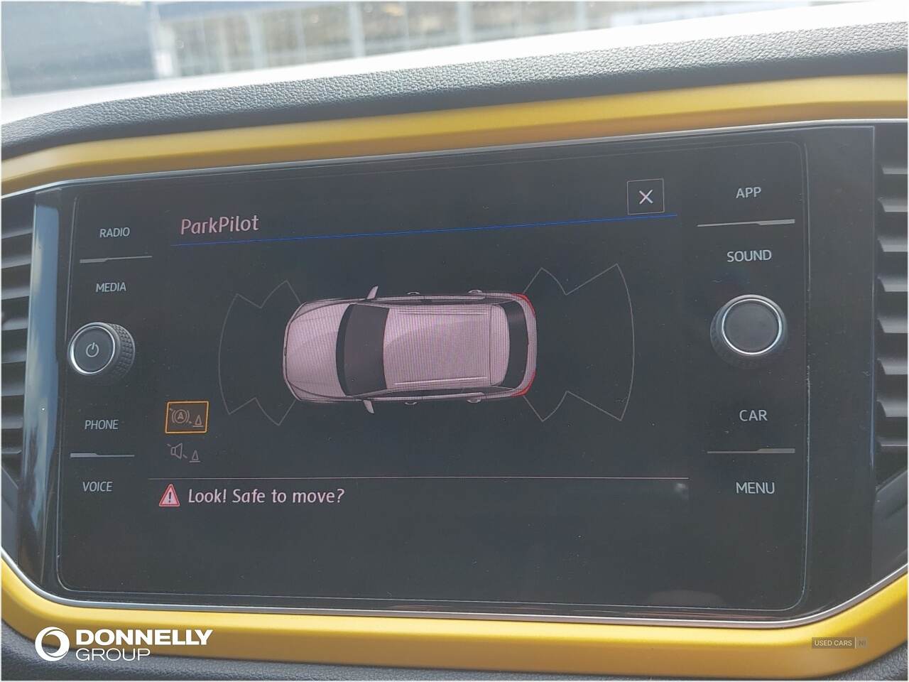 Feb 2018 Volkswagen T-Roc 1.0 TSI Design 5dr