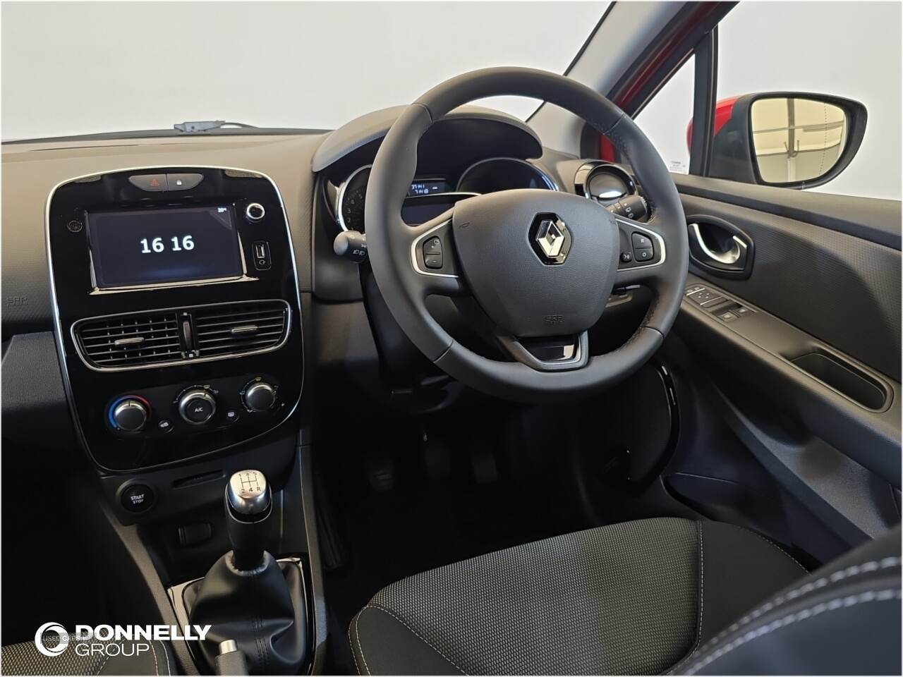 Sep 2019 Renault Clio 0.9 TCE 90 Iconic 5dr