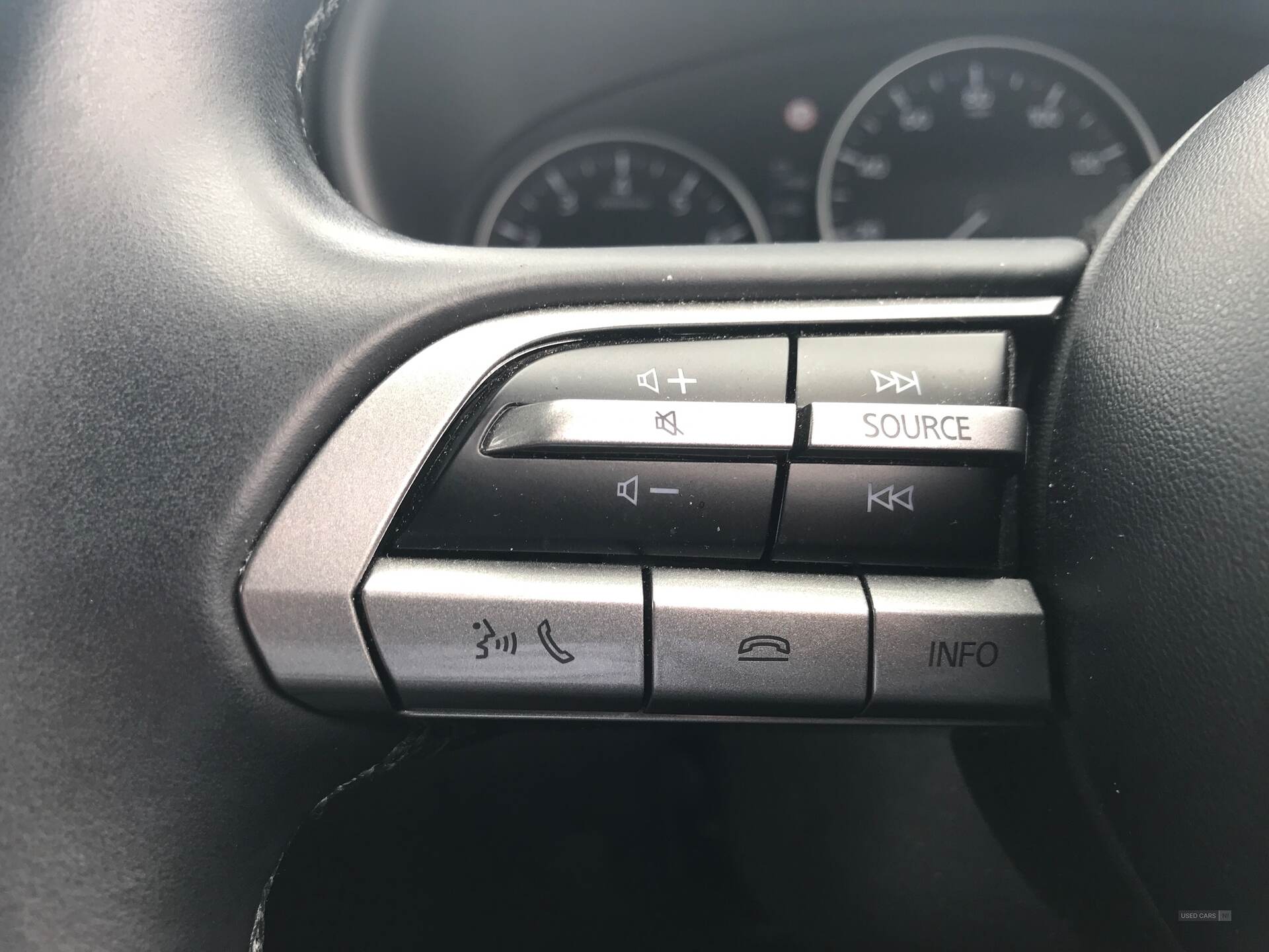 Apr 2022 Mazda CX-30 2.0 e-Skyactiv G MHEV SE-L Lux 5dr