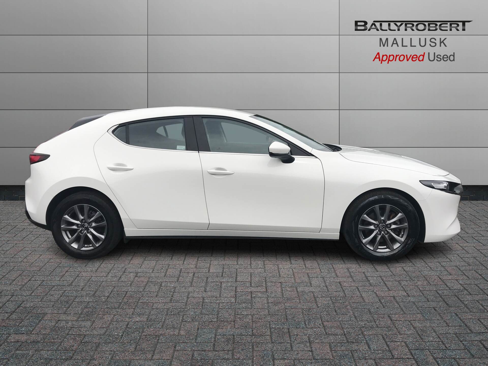 Feb 2022 Mazda 3 2.0 e-Skyactiv G MHEV SE-L Lux 5dr Auto