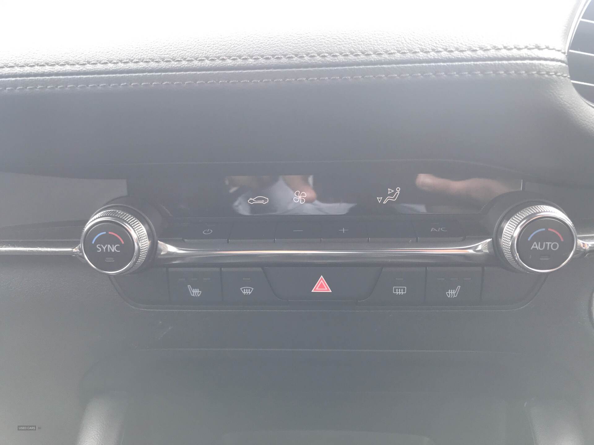 Feb 2022 Mazda 3 2.0 e-Skyactiv G MHEV SE-L Lux 5dr Auto