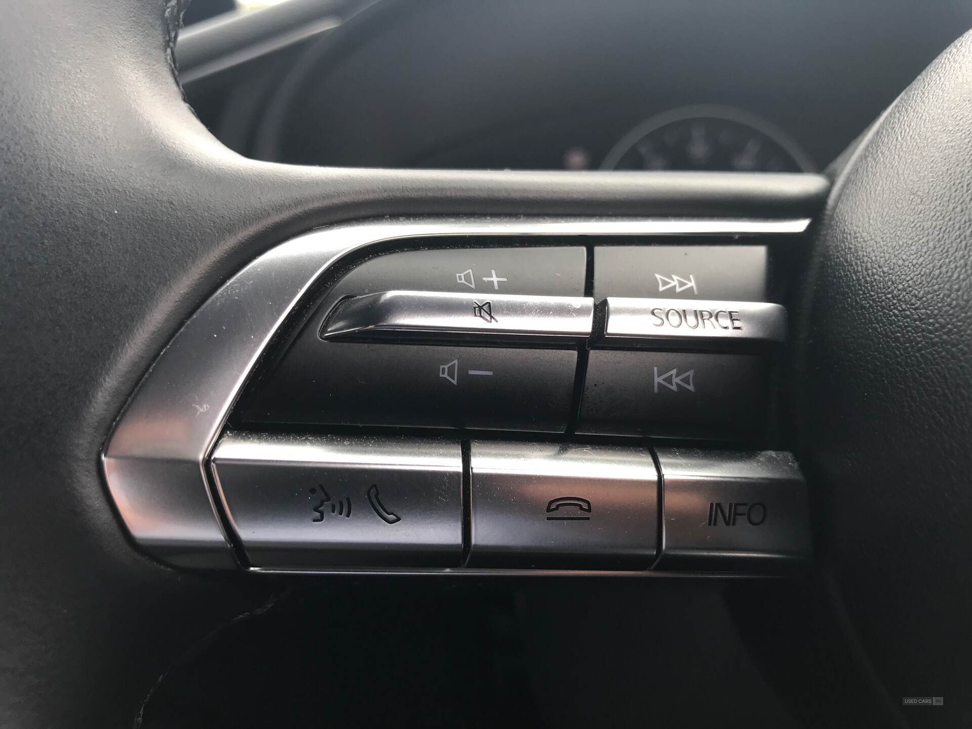 Feb 2022 Mazda 3 2.0 e-Skyactiv G MHEV SE-L Lux 5dr Auto