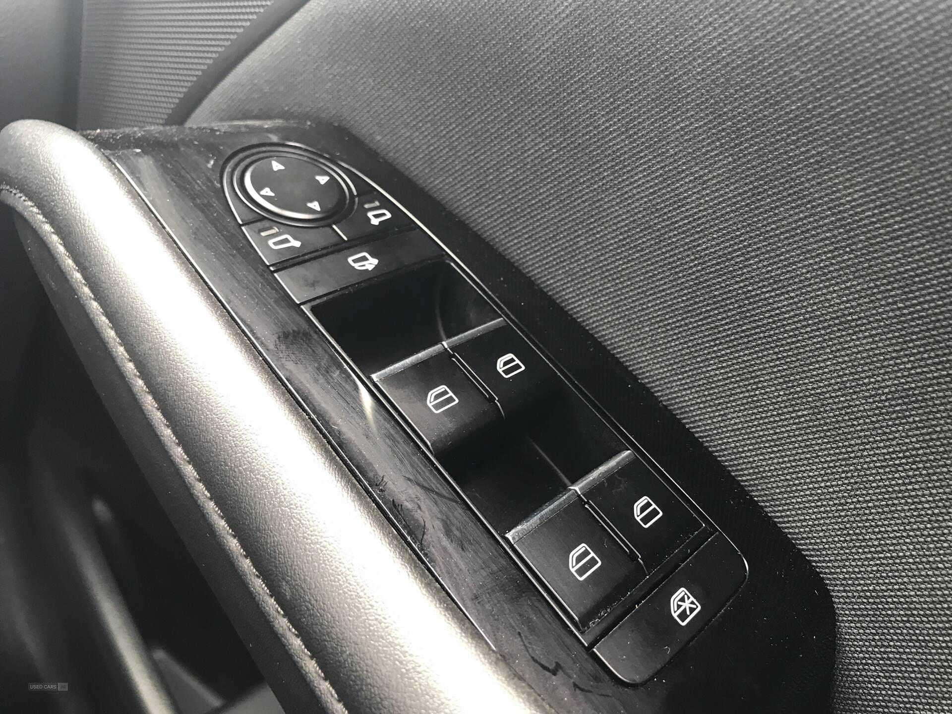 Feb 2022 Mazda 3 2.0 e-Skyactiv G MHEV SE-L Lux 5dr Auto