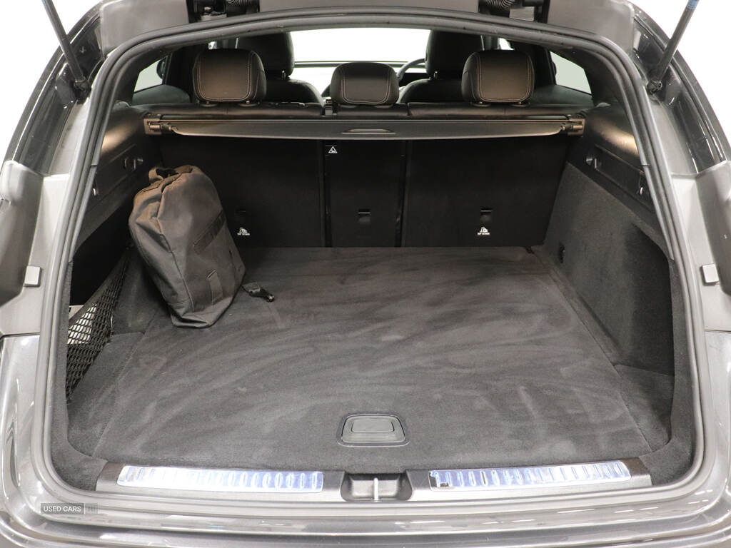 Apr 2022 Mercedes-Benz EQC EQC 400 300kW AMG Line Premium 80kWh 5dr Auto