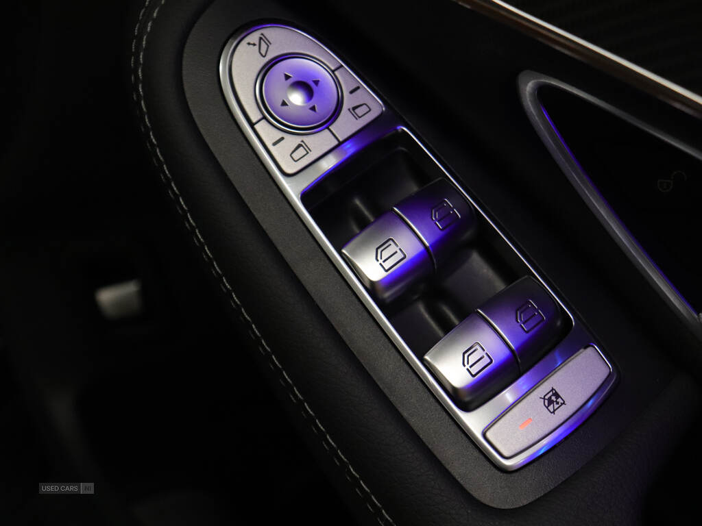 Apr 2022 Mercedes-Benz EQC EQC 400 300kW AMG Line Premium 80kWh 5dr Auto