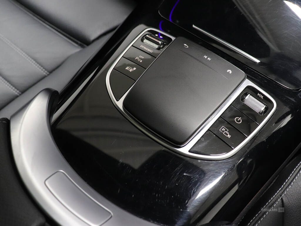 Apr 2022 Mercedes-Benz EQC EQC 400 300kW AMG Line Premium 80kWh 5dr Auto