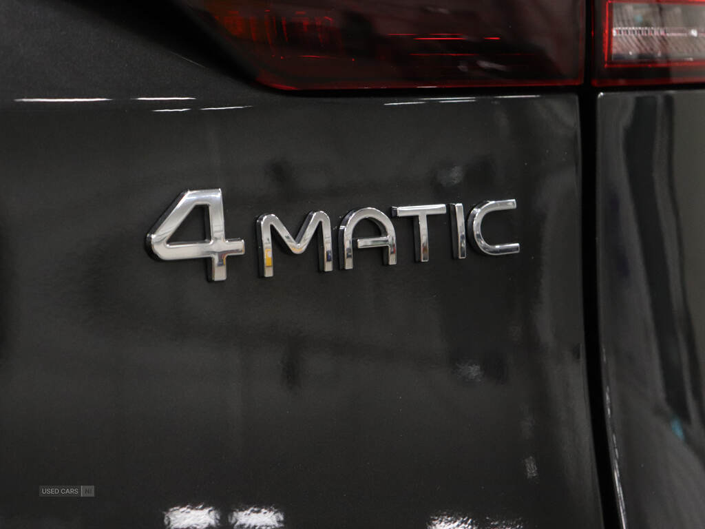 Apr 2022 Mercedes-Benz EQC EQC 400 300kW AMG Line Premium 80kWh 5dr Auto