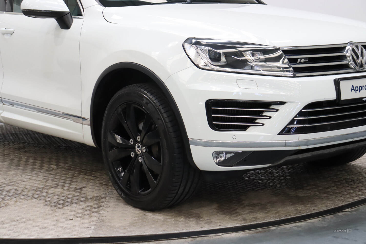 Jun 2017 Volkswagen Touareg 3.0 V6 TDI BlueMotion Tech 262 R-Line 5dr Tip Auto