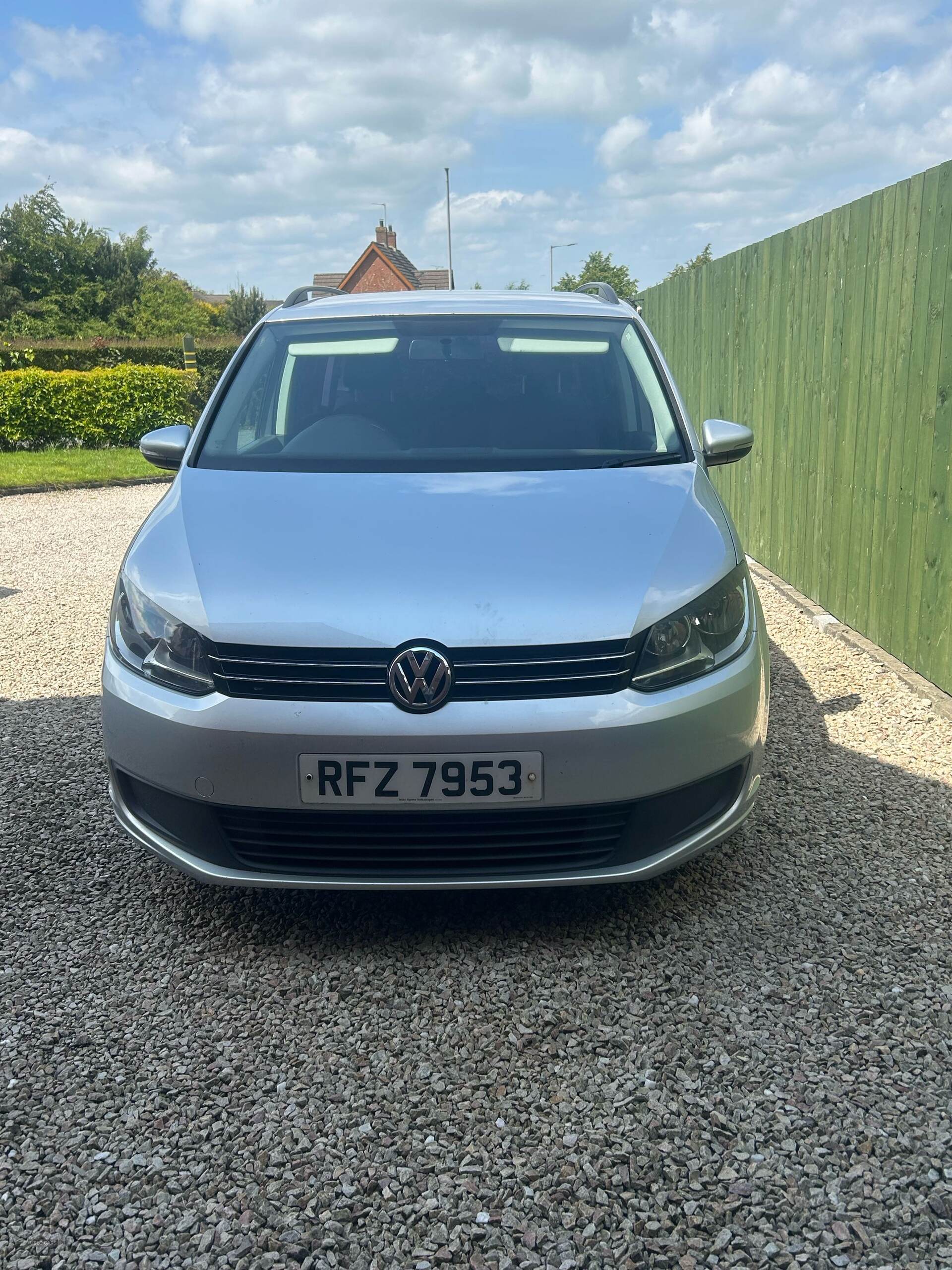Feb 2014 Volkswagen Touran 1.6 TDI 105 BlueMotion Tech S 5dr