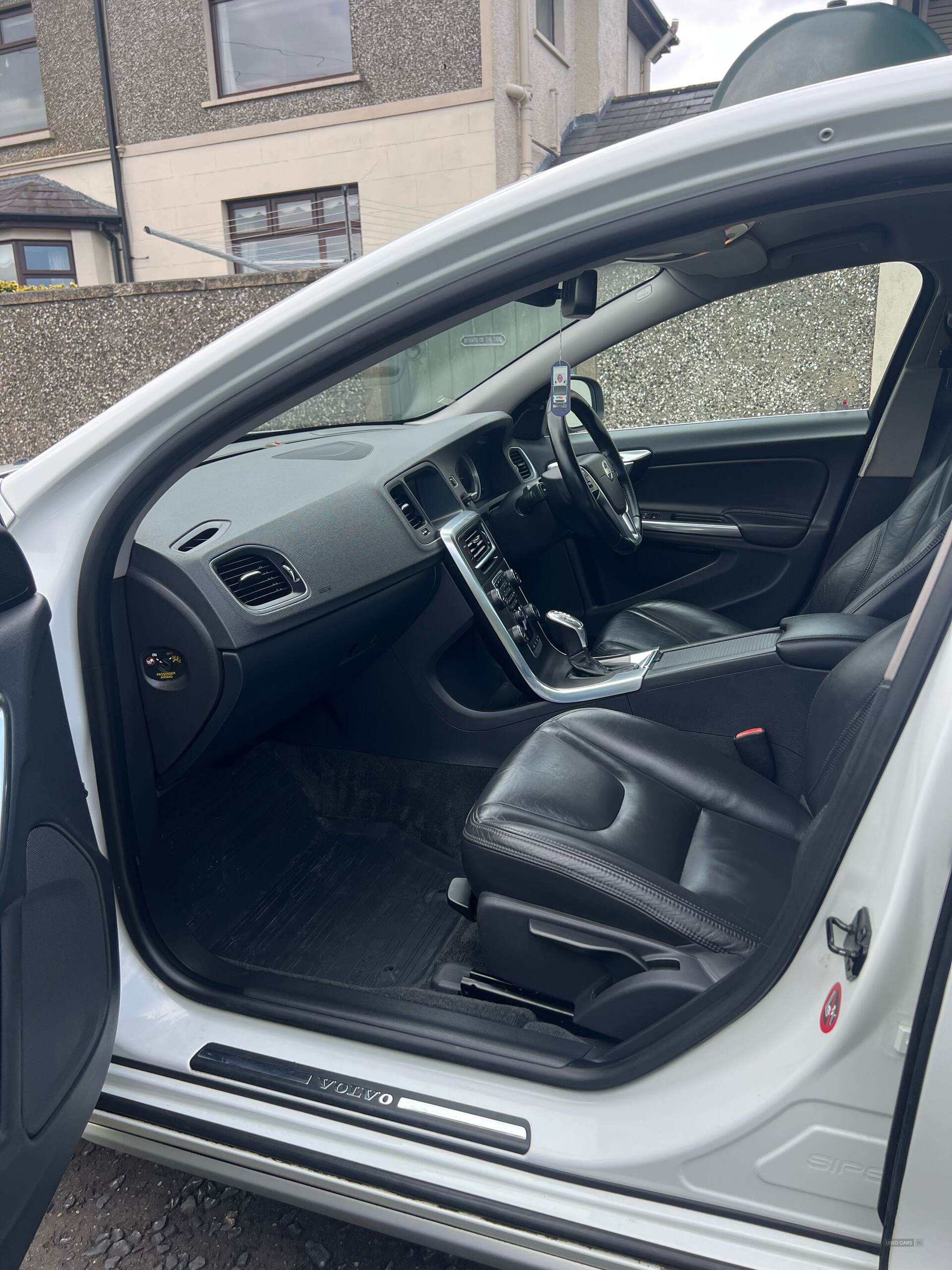 Nov 2013 Volvo S60 D2 [115] SE Nav 4dr Powershift