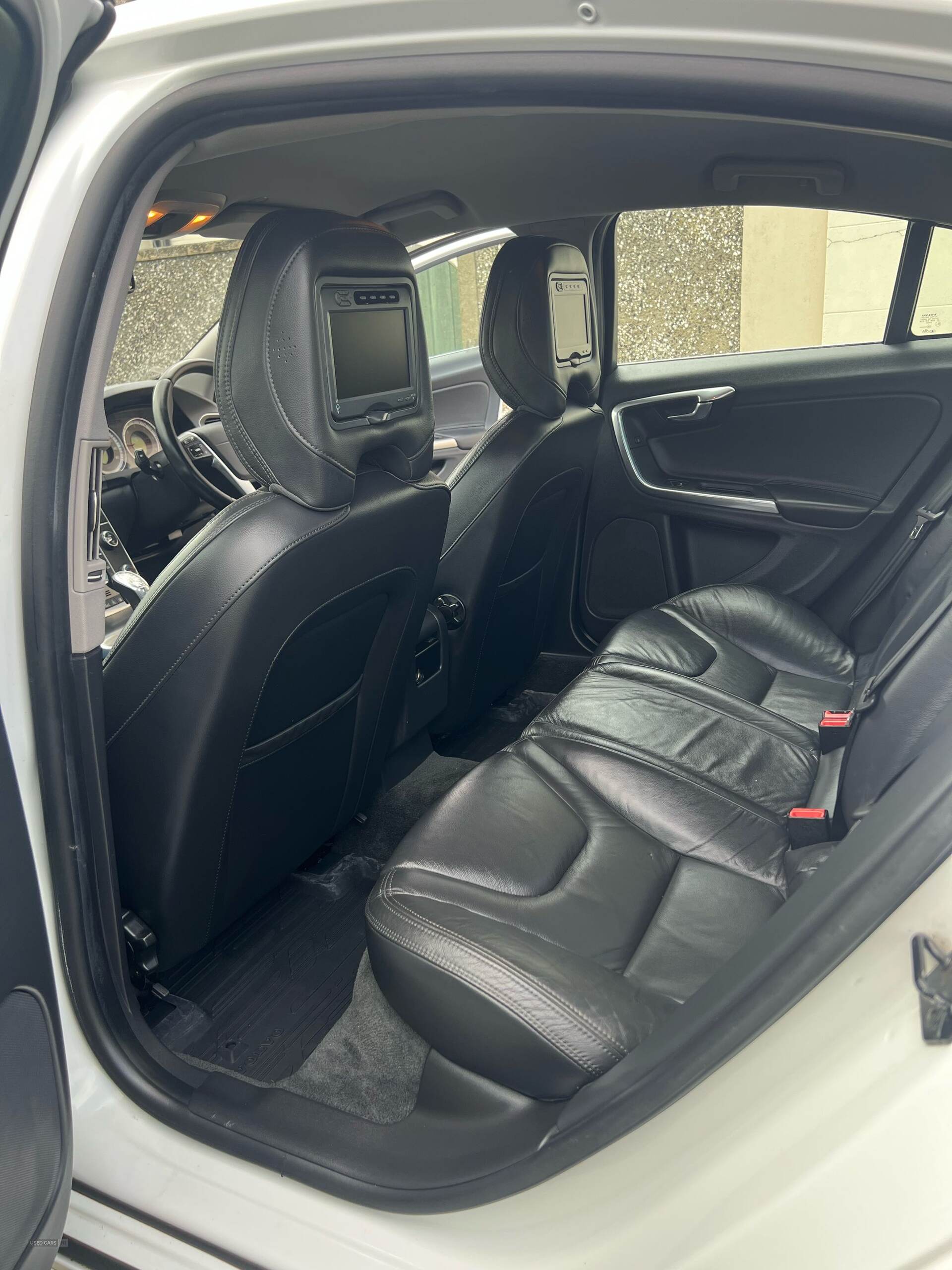 Nov 2013 Volvo S60 D2 [115] SE Nav 4dr Powershift