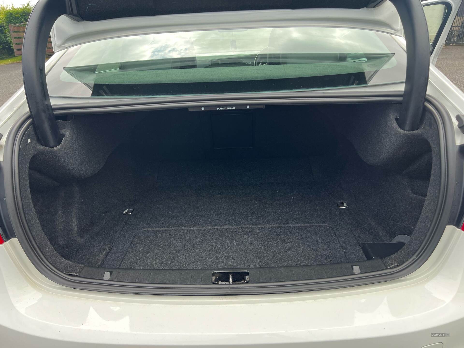 Nov 2013 Volvo S60 D2 [115] SE Nav 4dr Powershift