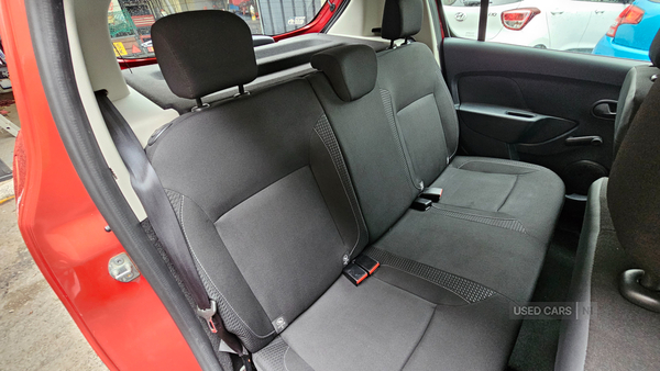 Dacia Sandero HATCHBACK in Down