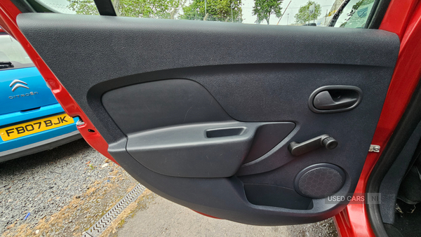 Dacia Sandero HATCHBACK in Down