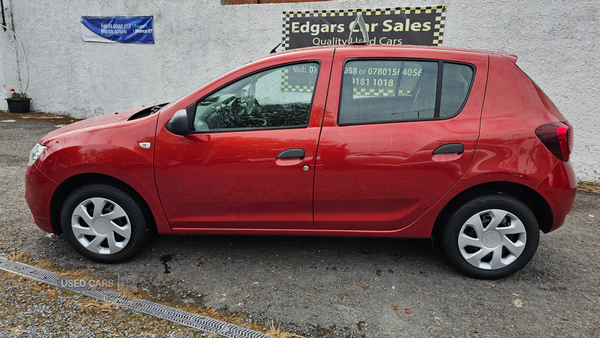 Dacia Sandero HATCHBACK in Down