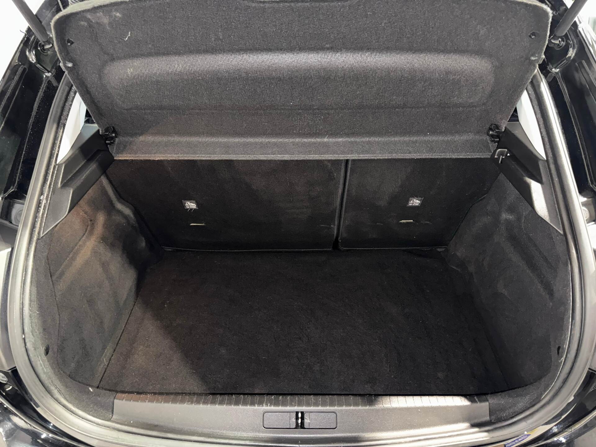 Jun 2021 Vauxhall Corsa 1.5 Turbo D SE Premium 5dr