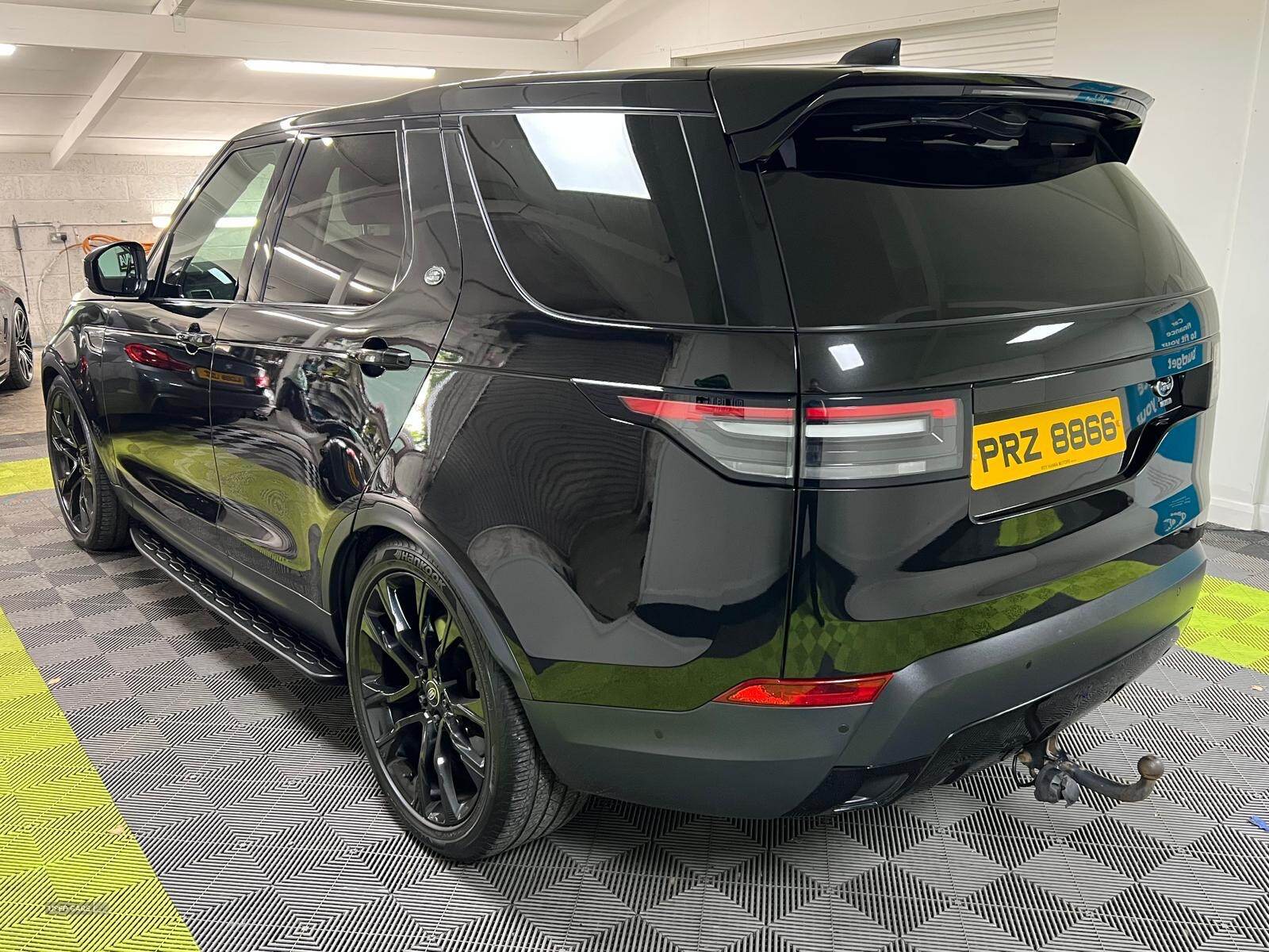 Nov 2019 Land Rover Discovery 3.0 SDV6 306 SE Commercial Auto