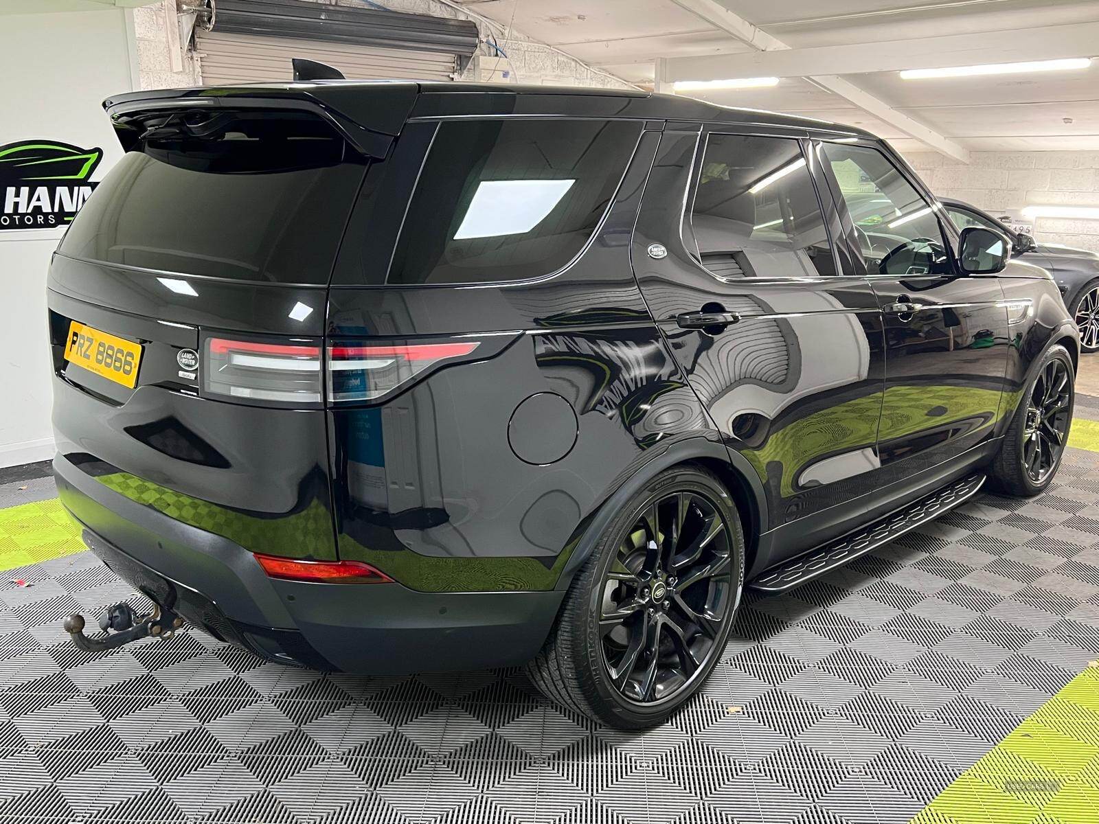 Nov 2019 Land Rover Discovery 3.0 SDV6 306 SE Commercial Auto