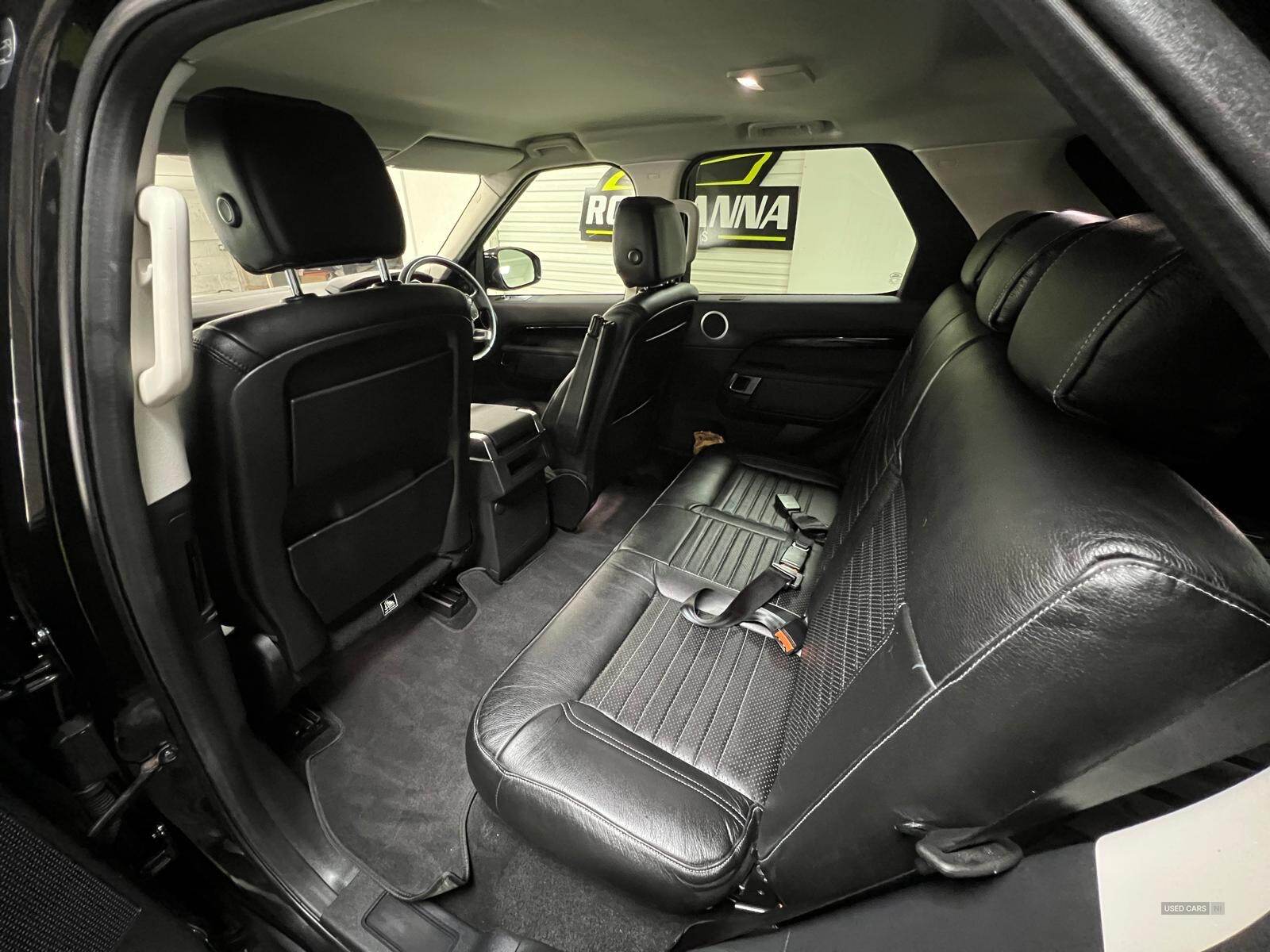 Nov 2019 Land Rover Discovery 3.0 SDV6 306 SE Commercial Auto