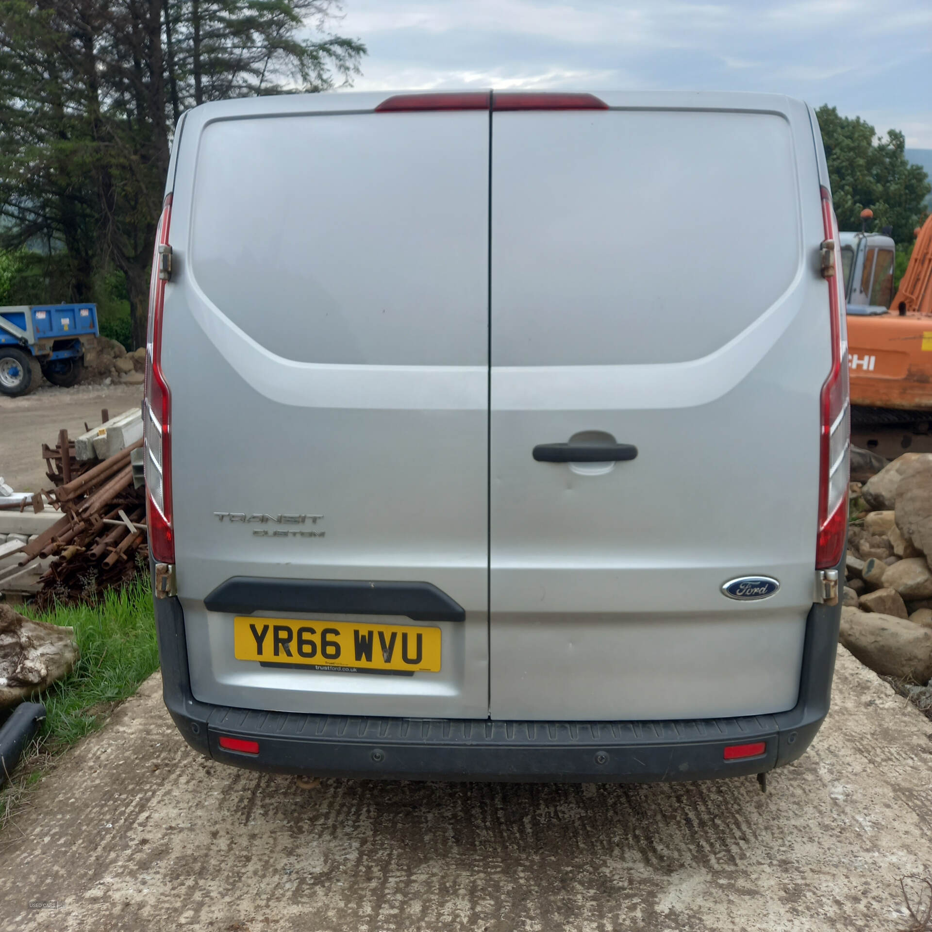 Sep 2016 Ford Transit Custom 2.2 TDCi 125ps Low Roof Trend Van