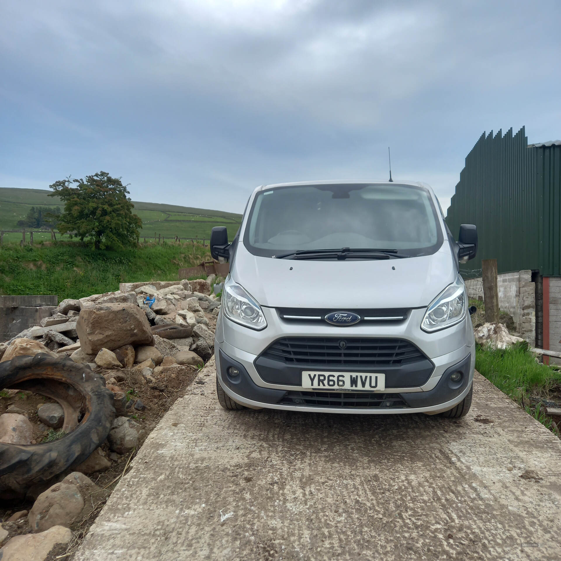 Sep 2016 Ford Transit Custom 2.2 TDCi 125ps Low Roof Trend Van
