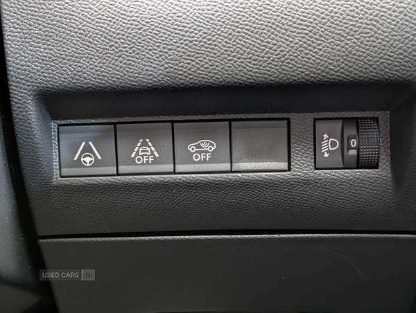 Peugeot 208 HATCHBACK in Antrim