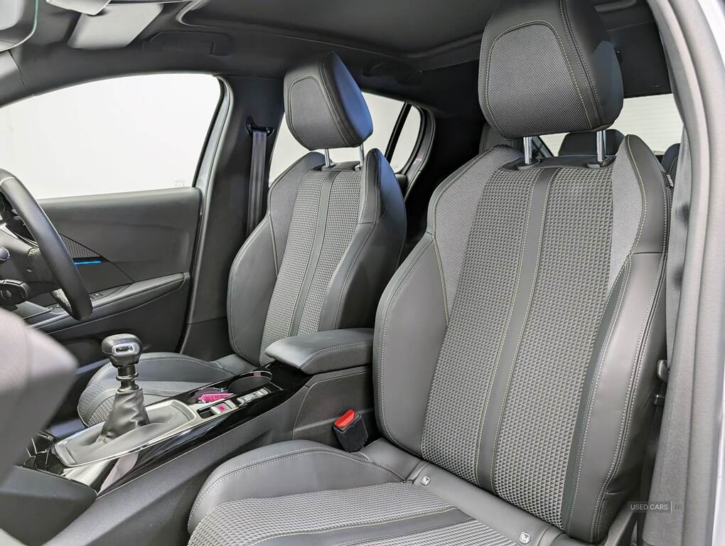Peugeot 208 HATCHBACK in Antrim
