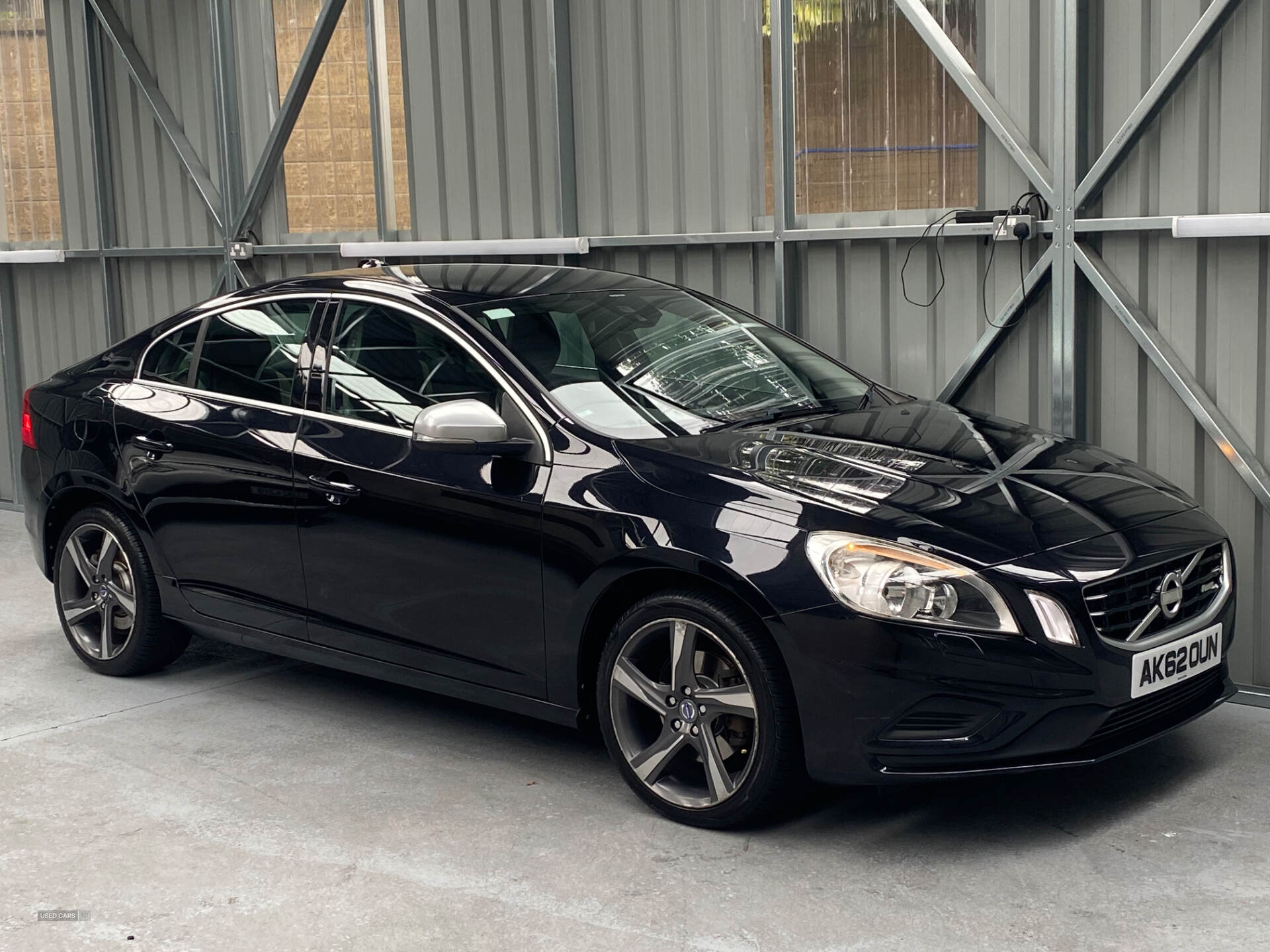 Sep 2012 Volvo S60 D2 [115] R DESIGN 4dr