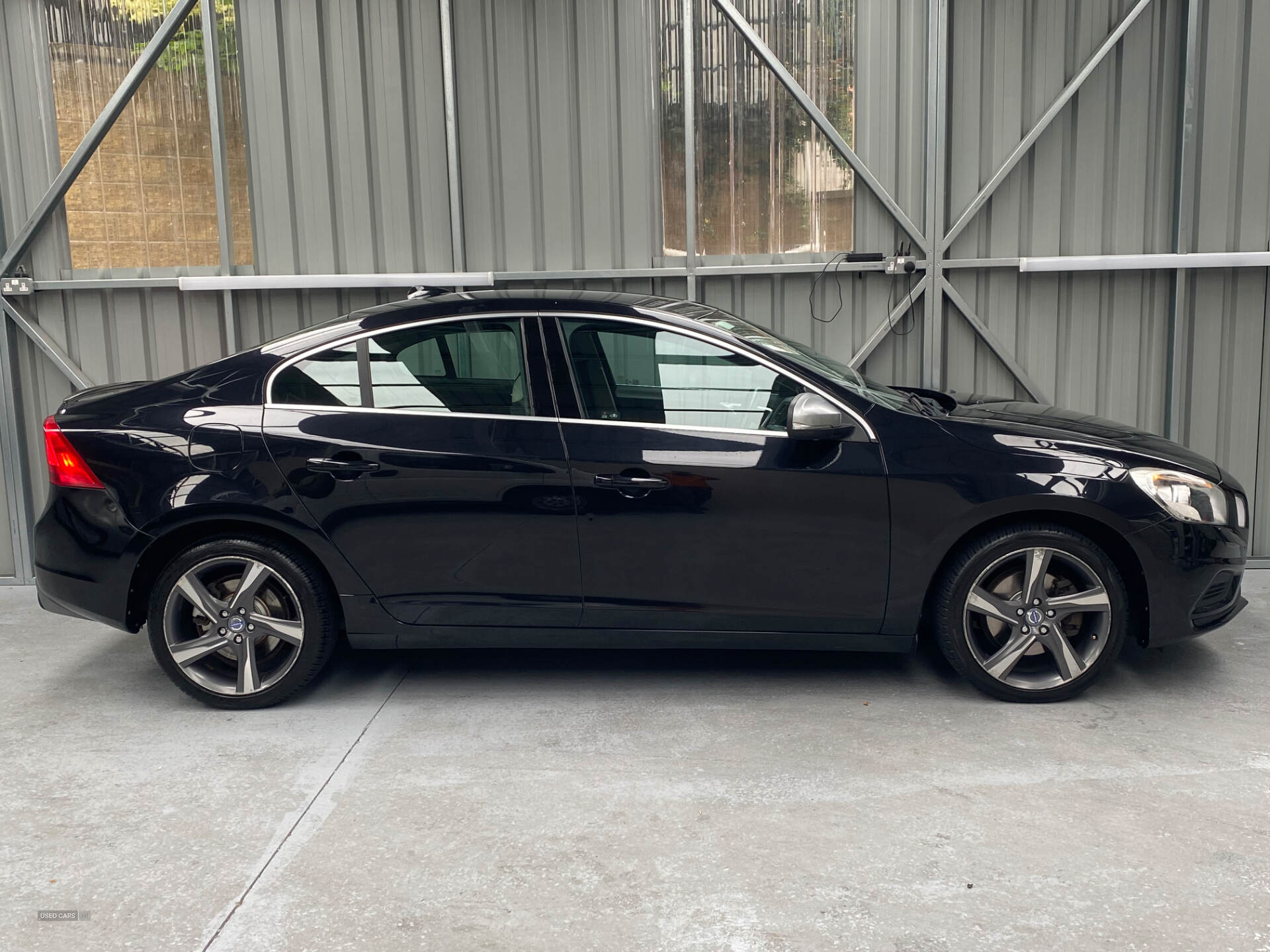 Sep 2012 Volvo S60 D2 [115] R DESIGN 4dr