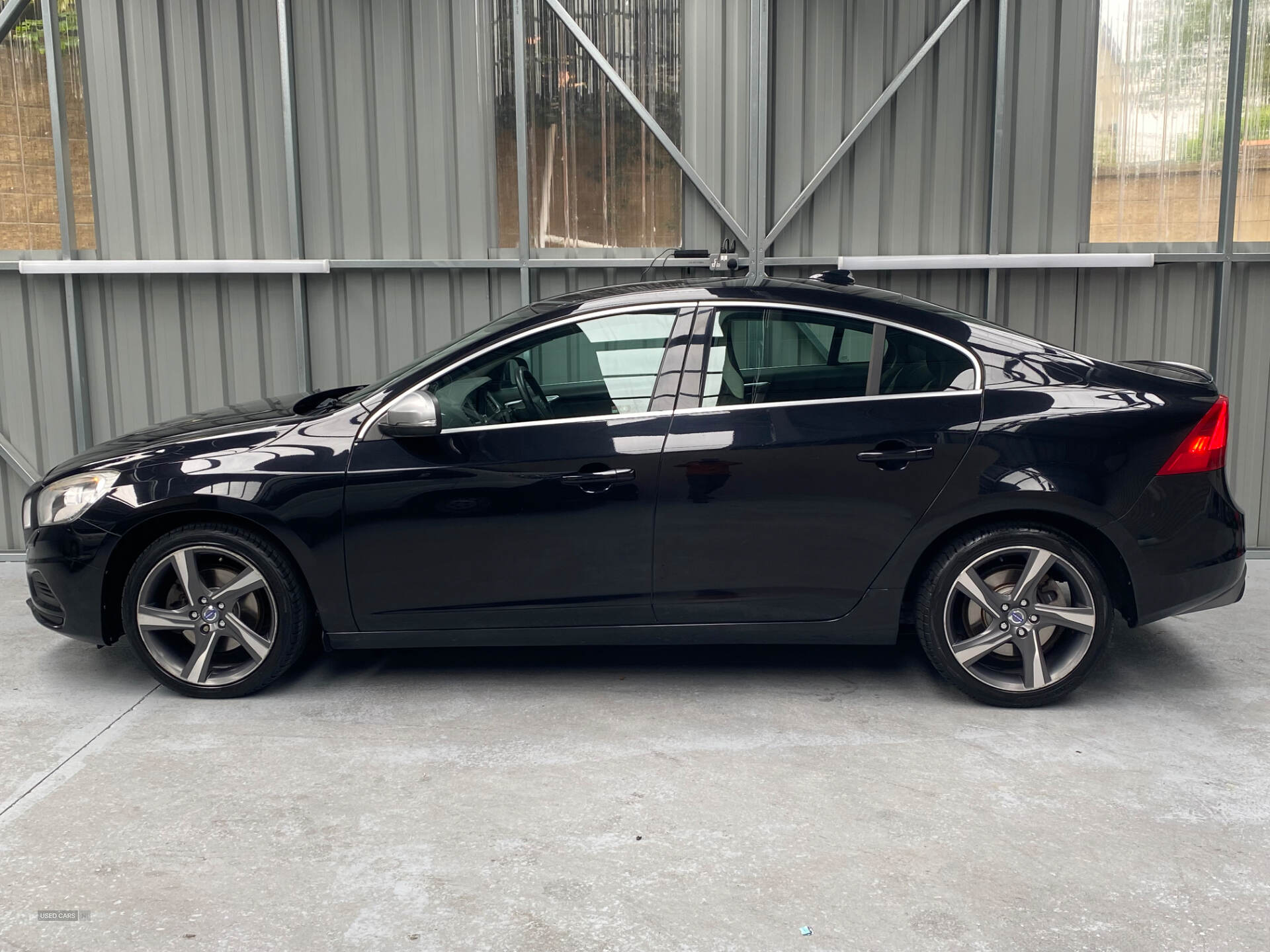 Sep 2012 Volvo S60 D2 [115] R DESIGN 4dr