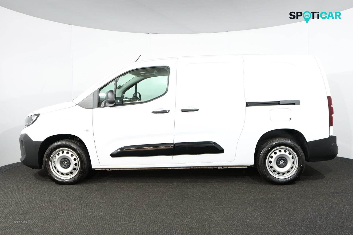 Apr 2024 Vauxhall Combo 1.5 Turbo D 100ps Prime H1 Van