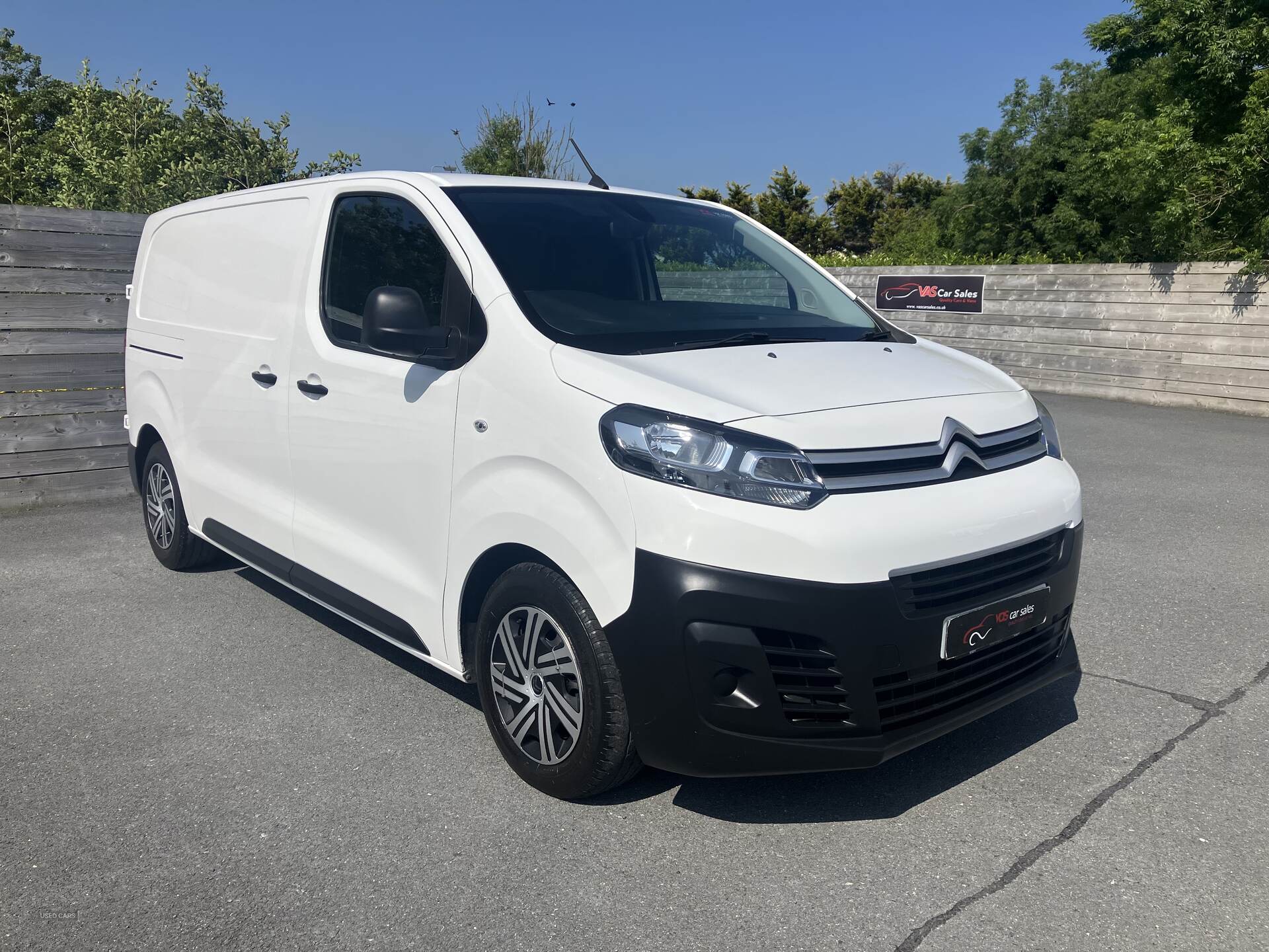 Nov 2018 Citroen Dispatch 1000 1.6 BlueHDi 115 Van Enterprise