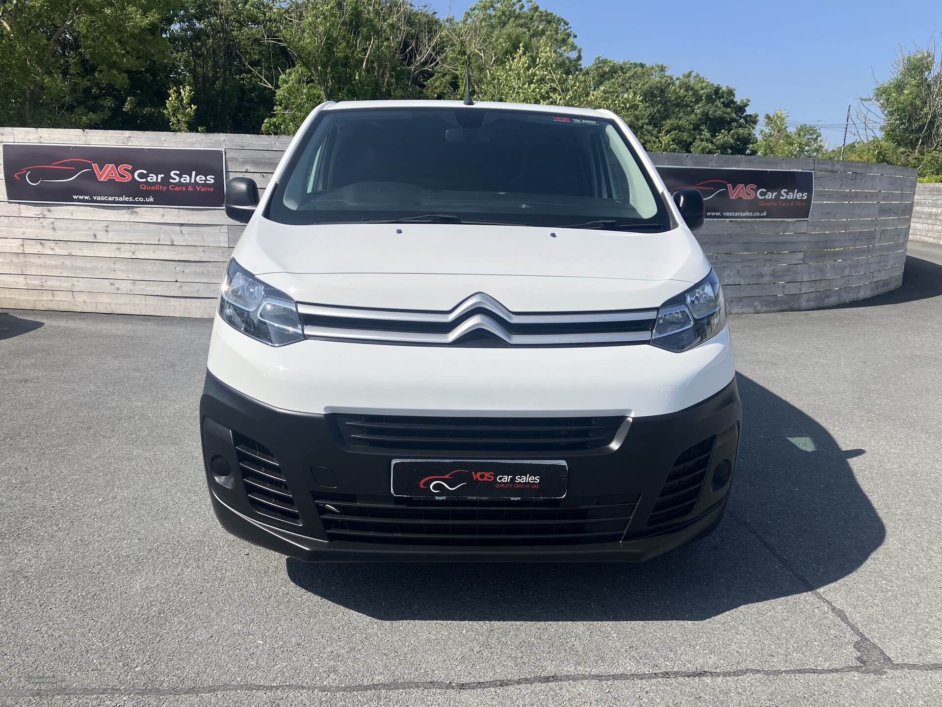 Nov 2018 Citroen Dispatch 1000 1.6 BlueHDi 115 Van Enterprise