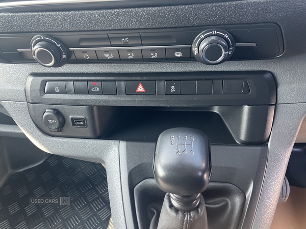 Citroen Dispatch M DIESEL in Down
