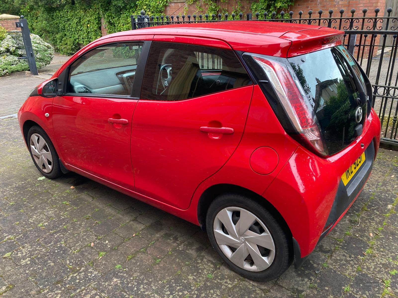 Feb 2015 Toyota Aygo 1.0 VVT-i X-Play 5dr