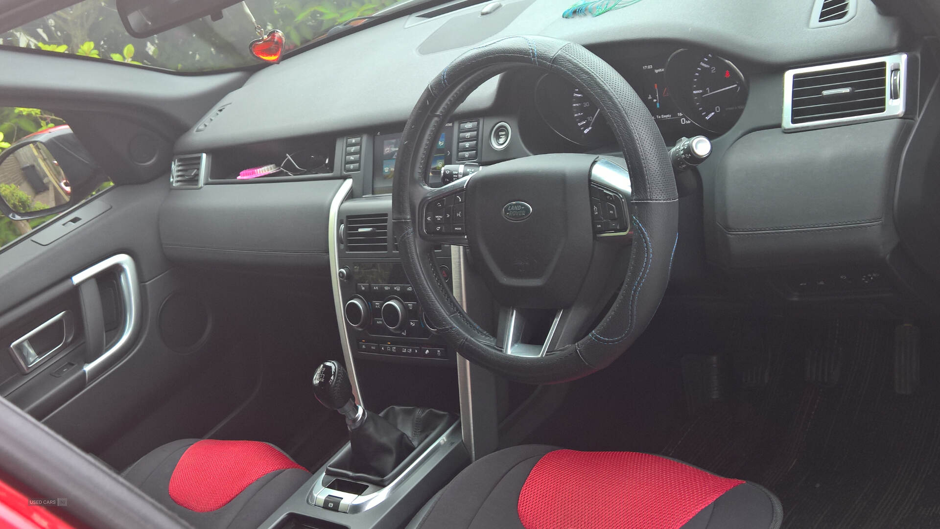 Mar 2015 Land Rover Discovery Sport 2.2 SD4 SE Tech 5dr