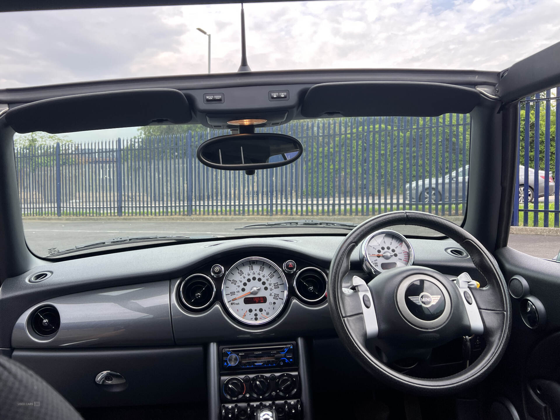 Jul 2005 MINI Convertible 1.6 Cooper 2dr Auto
