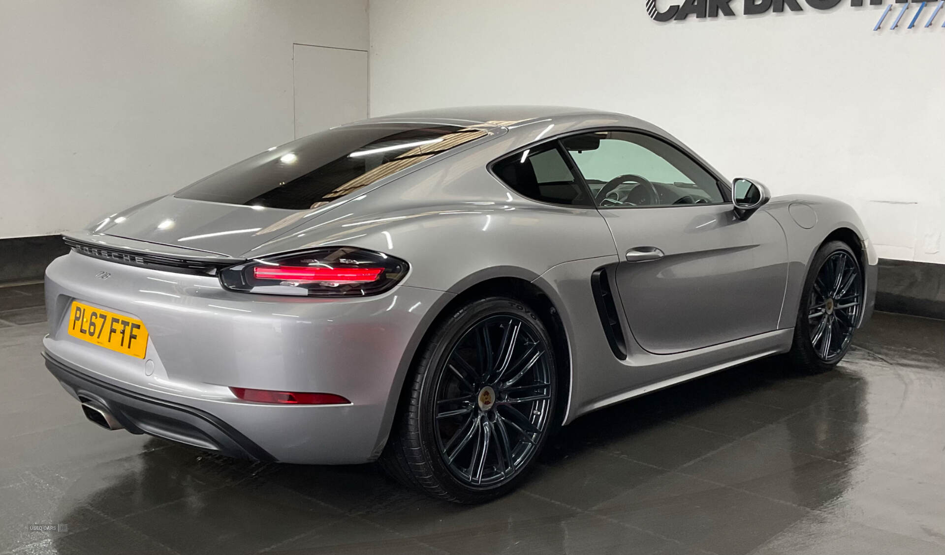 Sep 2017 Porsche 718 Cayman 2.0 2dr