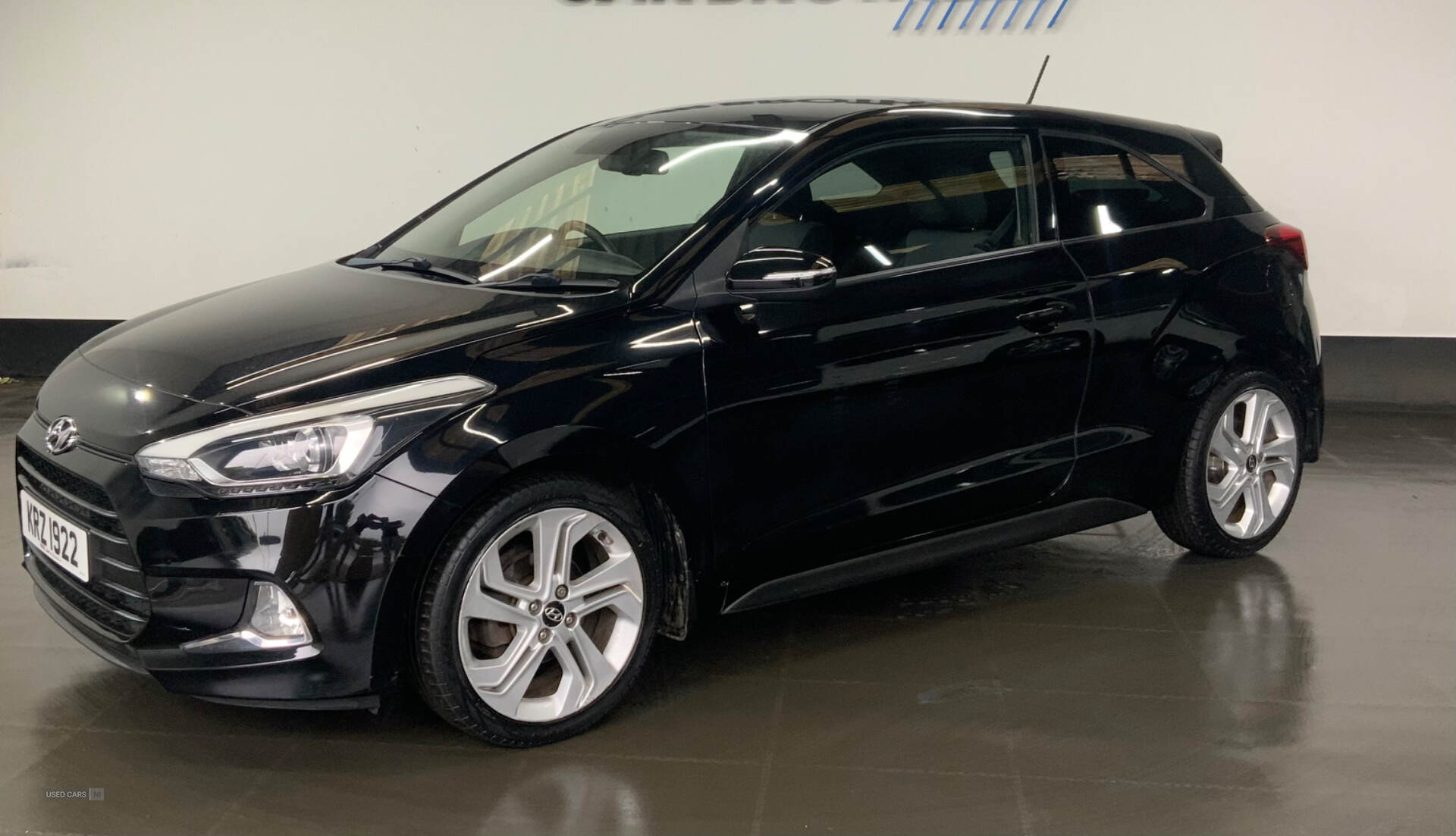 Nov 2015 Hyundai i20 1.2 Blue Drive Sport Nav 3dr