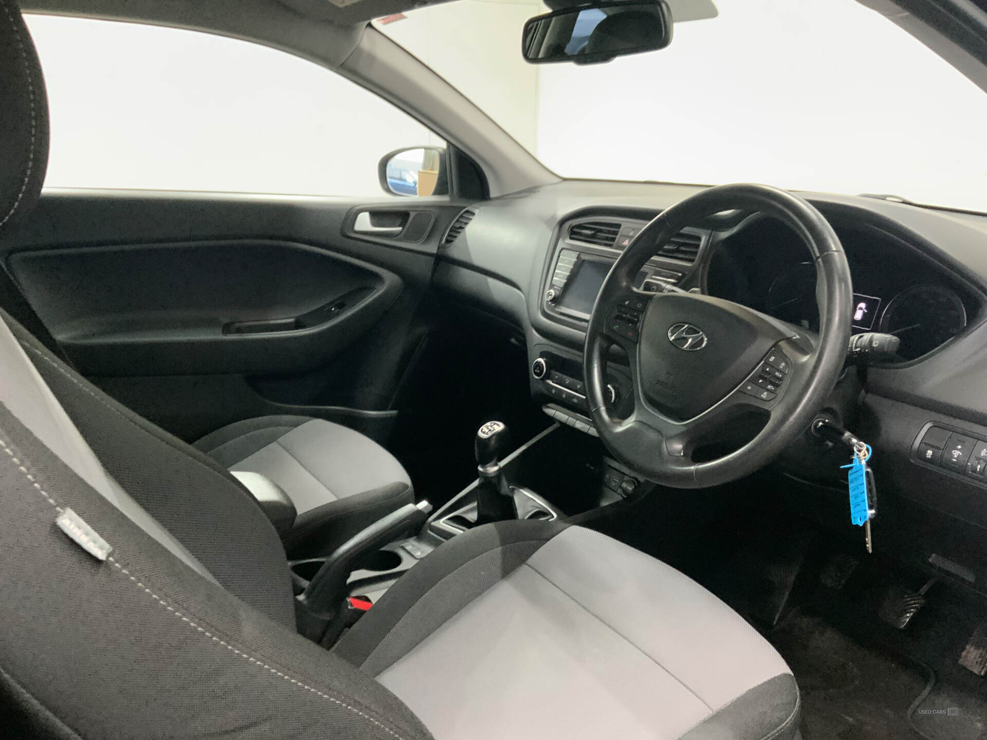 Nov 2015 Hyundai i20 1.2 Blue Drive Sport Nav 3dr