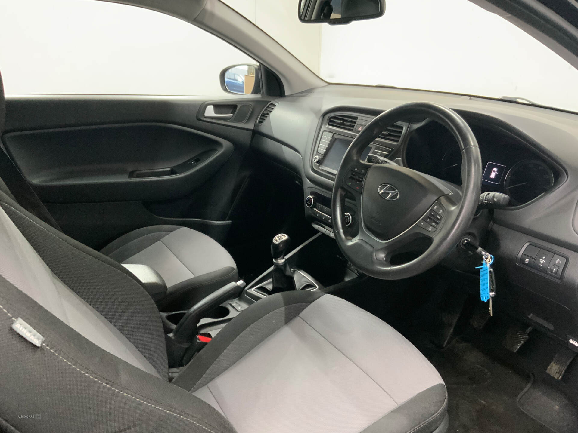 Nov 2015 Hyundai i20 1.2 Blue Drive Sport Nav 3dr