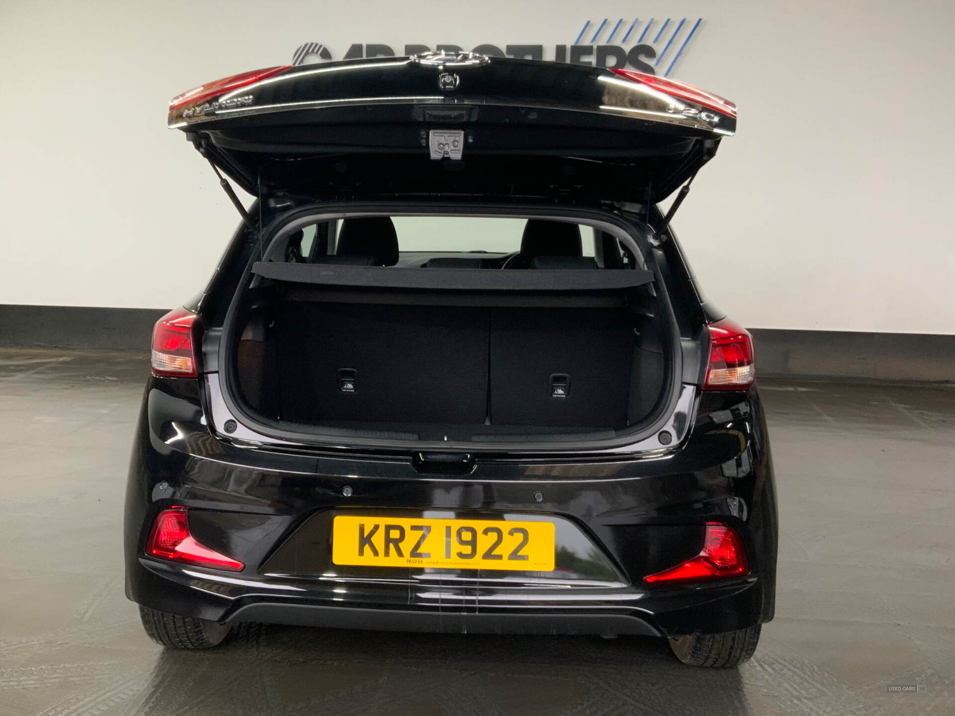 Nov 2015 Hyundai i20 1.2 Blue Drive Sport Nav 3dr