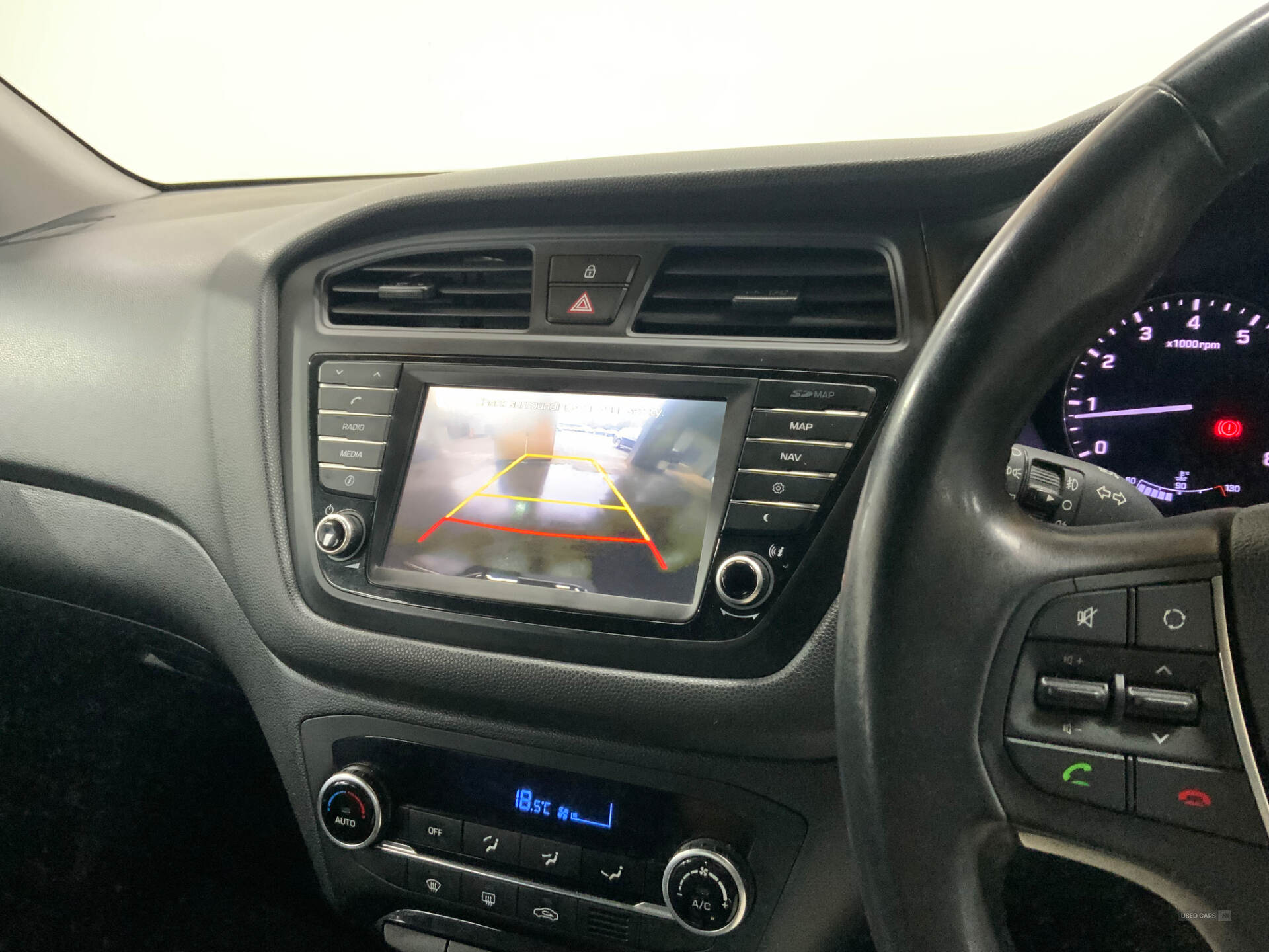 Nov 2015 Hyundai i20 1.2 Blue Drive Sport Nav 3dr