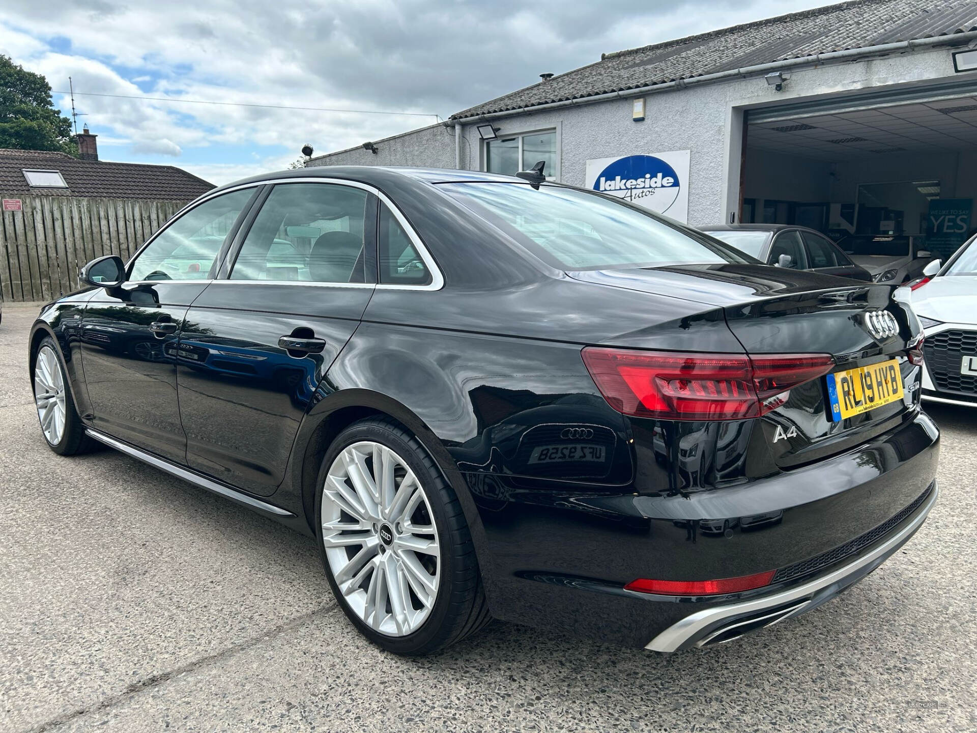 Audi A4 DIESEL SALOON in Down