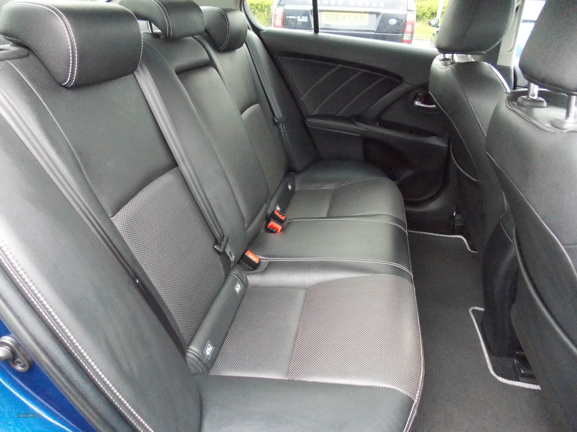Apr 2016 Toyota Avensis 1.6D Business Edition Plus 4dr