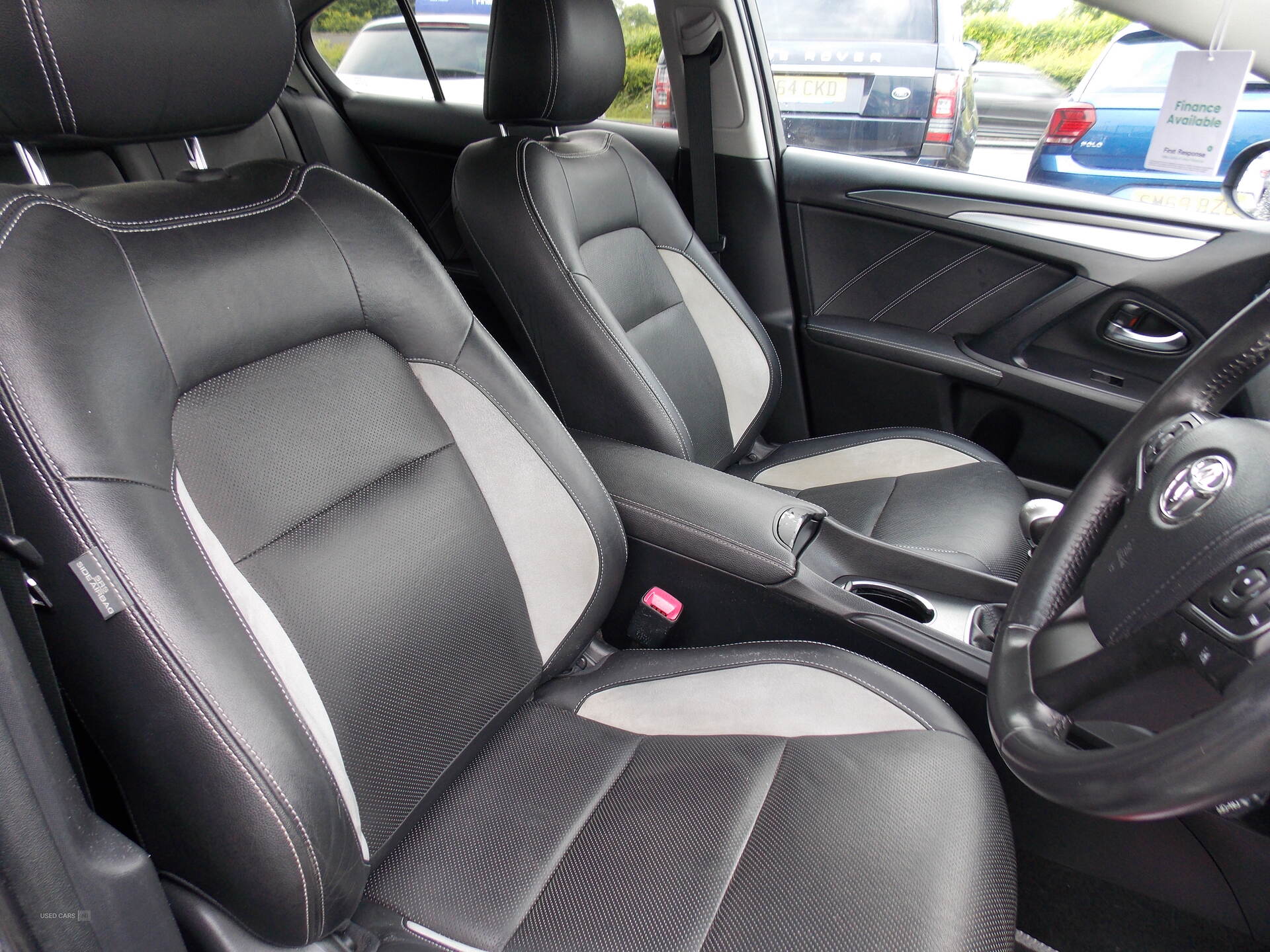 Apr 2016 Toyota Avensis 1.6D Business Edition Plus 4dr