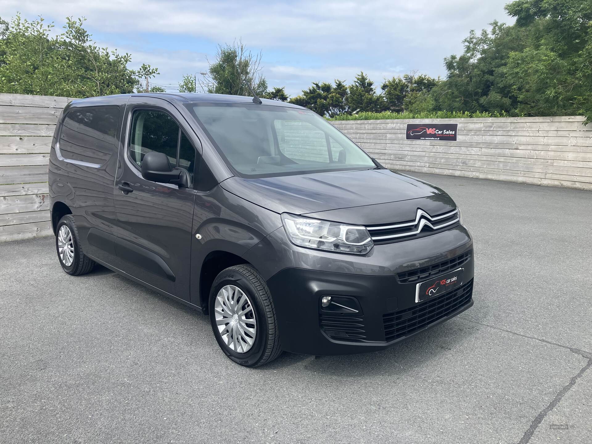 Citroen Berlingo M DIESEL in Down