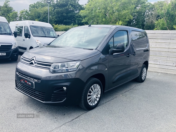 Citroen Berlingo M DIESEL in Down
