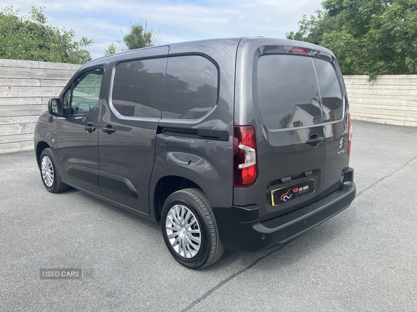 Citroen Berlingo M DIESEL in Down
