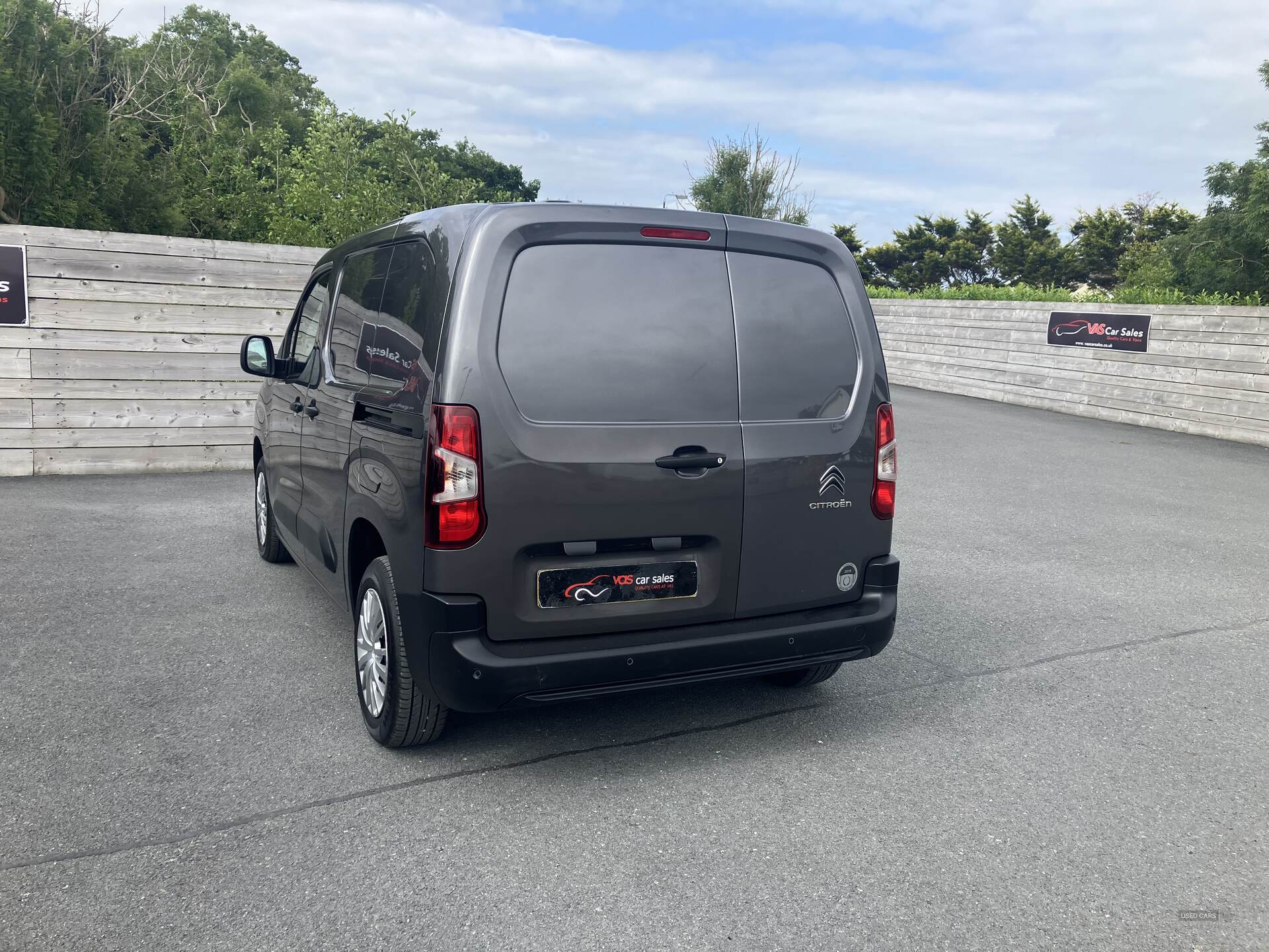 Citroen Berlingo M DIESEL in Down